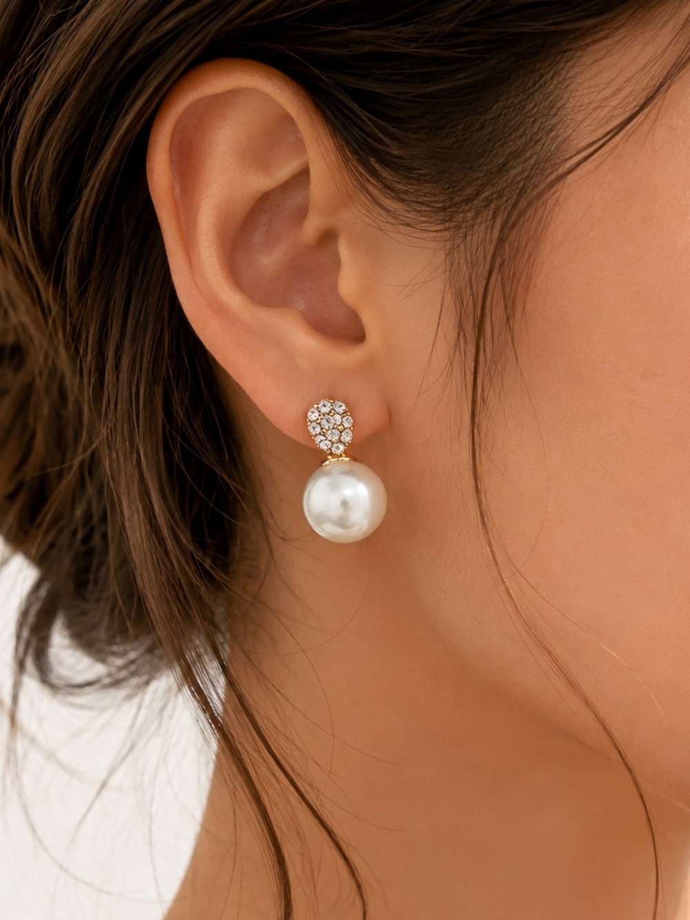 Gold Tone Faux Pearl Rhinestone Drop Earrings Classic Elegant Jewelry